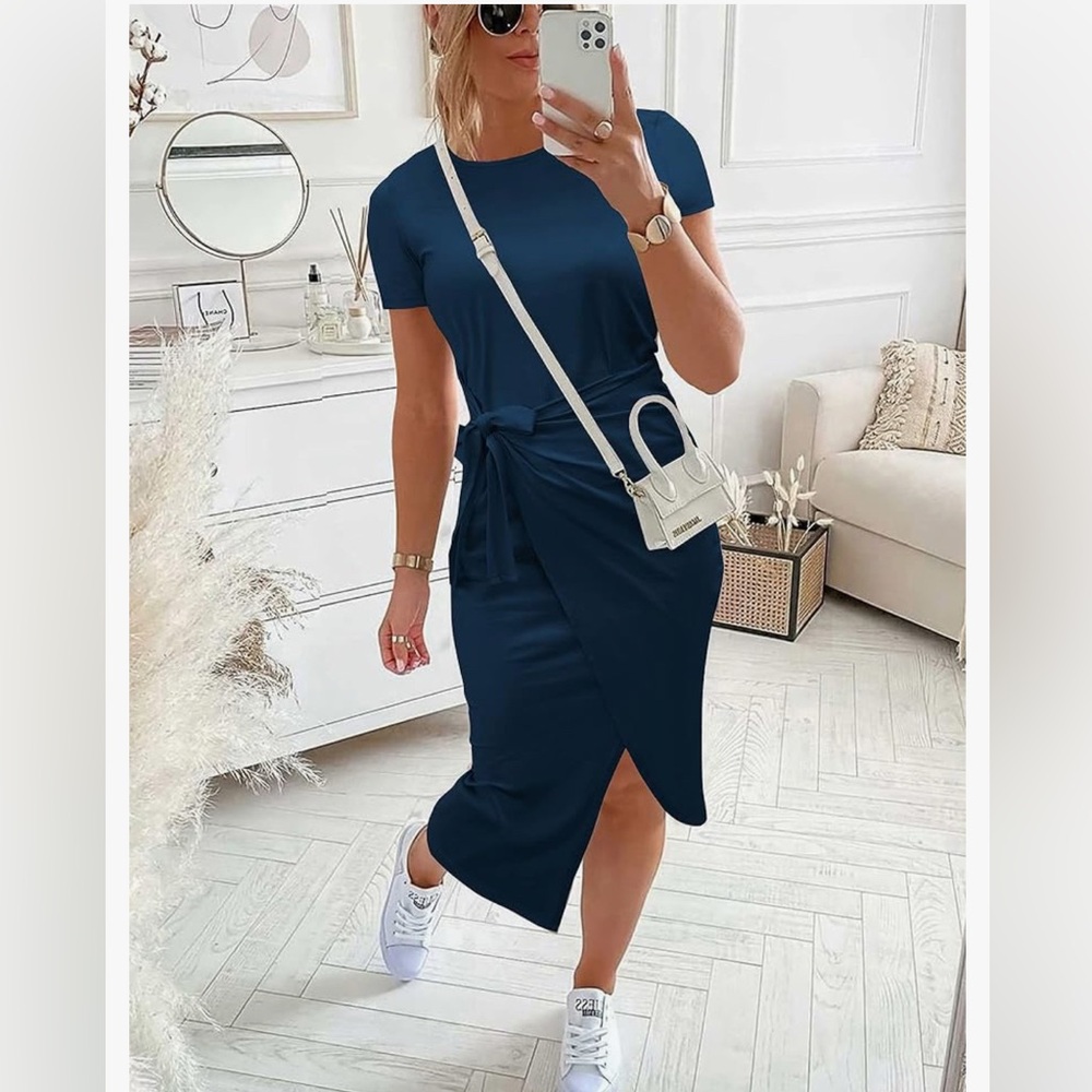 Simple/Classic everyday tie waist dress in Blue that can be dressed up or down